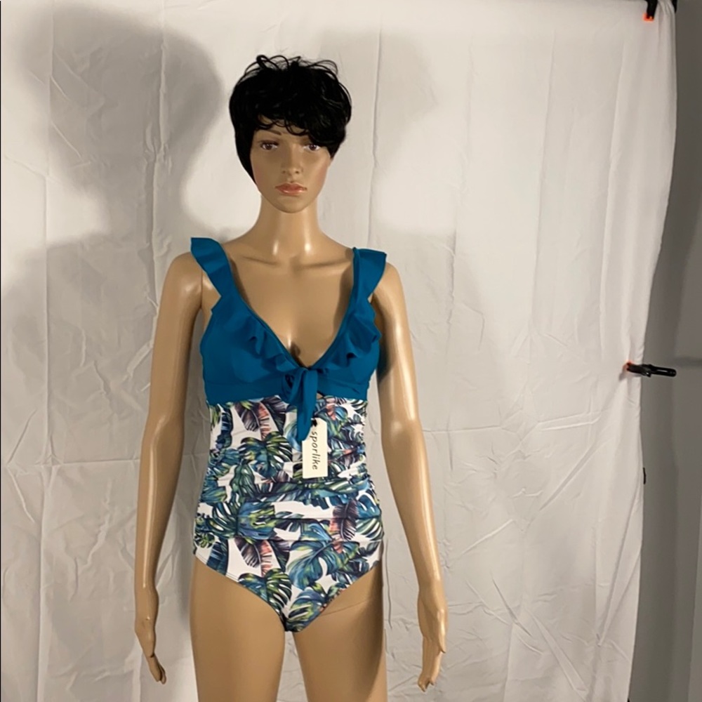 Sporlike One piece